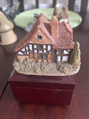 Lilliput lane oak lodge - lilliput,