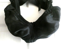 ladies preowned black bra size