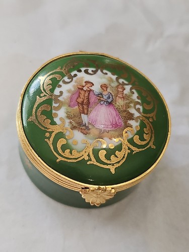 Limoges reine fragonard - la,