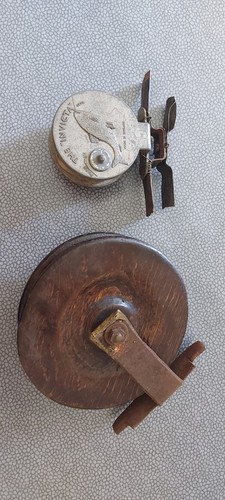 Vintage wooden fishing - wooden, reel