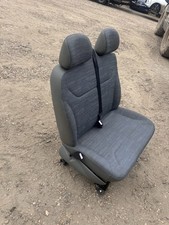Renault trafic vivaro - renault,