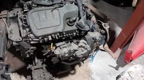 Vauxhall vivaro r9m452 bi - r9m452,