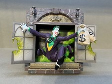 Joker window diorama, DC