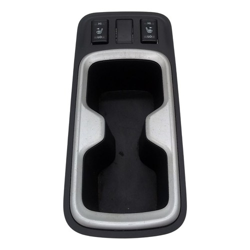Nissan navara cup - nissan, holder