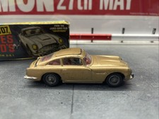 Corgi 261 ORIGINAL 1965 JAMES BOND GOLD DB5 IN DECENT GOOD CONDITION WITH BOX