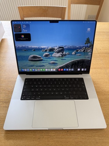 Macbook pro m1 - 16",