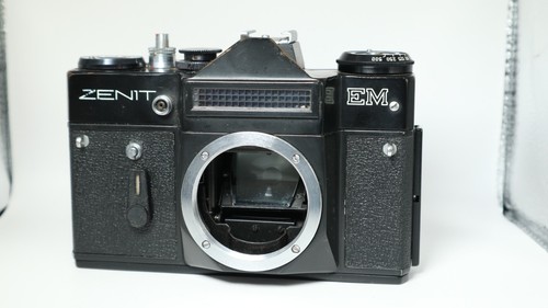 Zenit 35mm slr - em, camera