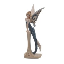 Comfy Hour The Standing Fairy