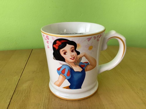 Disney store snow white - snow,