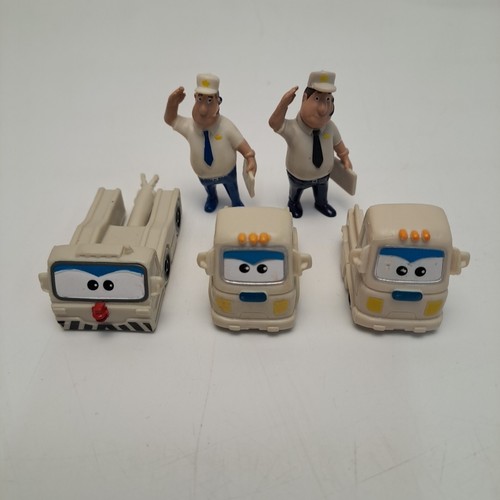 Super wings world airport crew - wings,