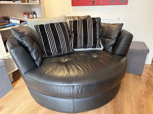 Dfs black leather seat love - seat,