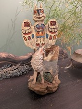 Large Howling Wolf & Eagle