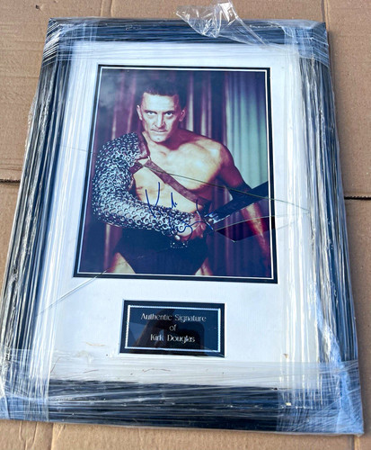 Kirk douglas signed - douglas, framed