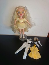 Rainbow High Delilah Fields