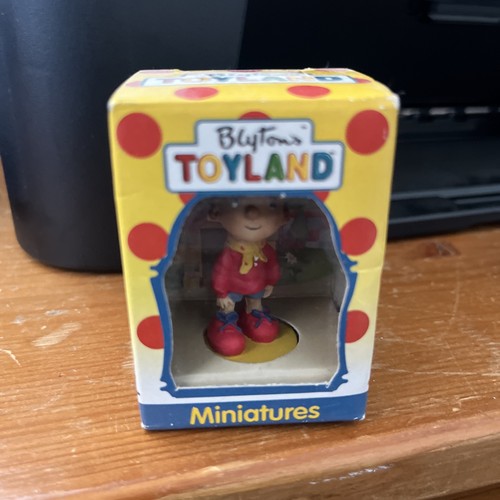 Noddy miniature collectible - noddy,