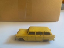 LESNEY AMERICAN FORD STATION WAGON No.31 DIE CAST MODEL CAR