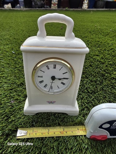 Small ceramic free standing - ceramic,
