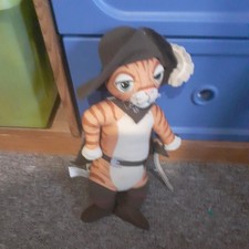 Hasbro Shrek 2 Puss in Boots 12" Talking Plush Toy 2003 Dreamworks