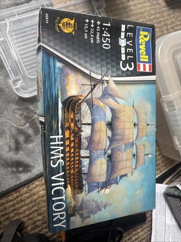 Revell level hms victory - hms,