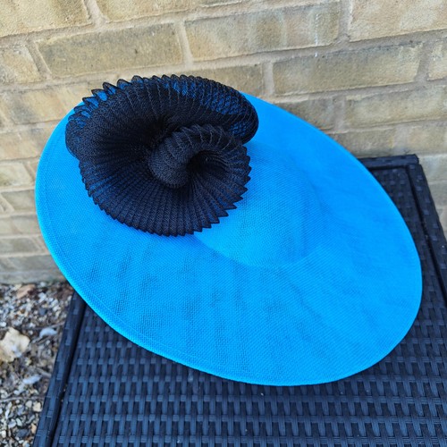 Turquoise black flower wide - flower,