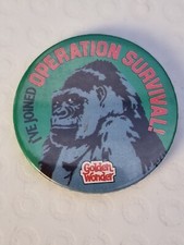 WWF Golden Wonder Crisp Operation Survival 1981 Badge Lapel Pin Button 37mm
