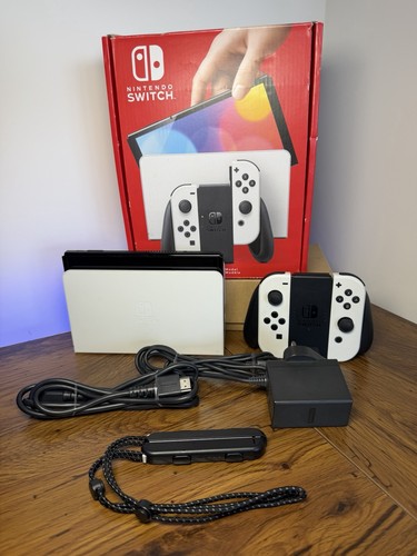 Nintendo switch oled white - nintendo,