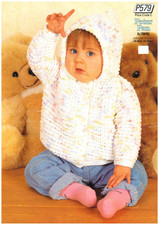 Peter Pan P579 Knitting Pattern – Baby Hooded Jacket in DK Wool – Sizes 18–22in