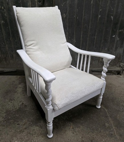 Antique white painted upcycled - white,