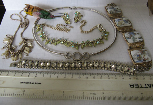 Job lot mainly - of, vintage