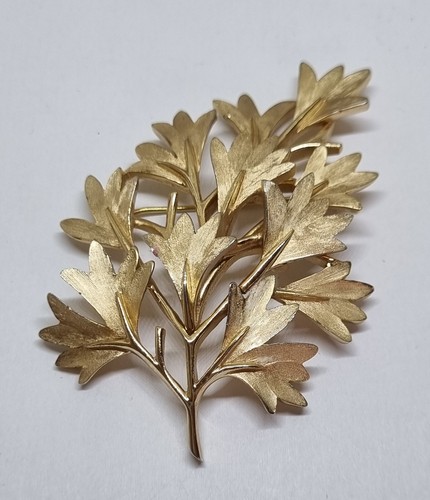 Vintage gold plated trifari - vintage,