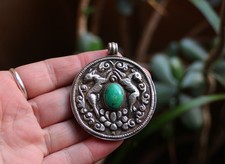 Vintage Decorative Indian Pendant Lambs Sheep Tests Silver Green Stone 