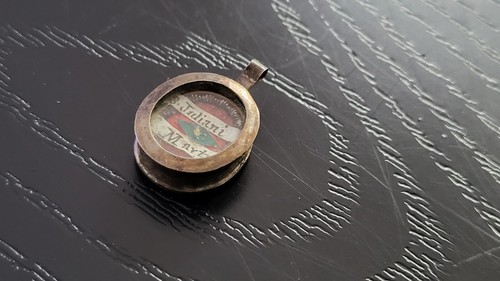 Antique relic pendant - , saint