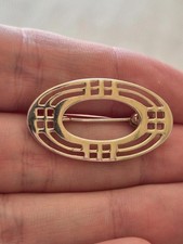 Beautiful silver mackintosh oval brooch pin approx 3.5 x 2 cm