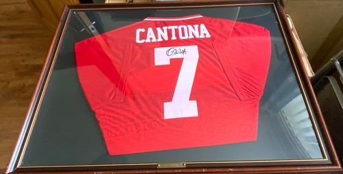 Eric cantona signed shirt - signed,