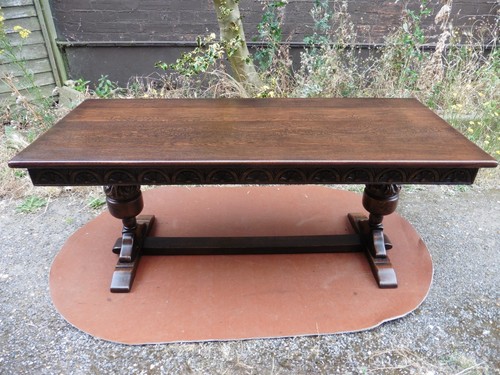 Quality large size carved oak - size,