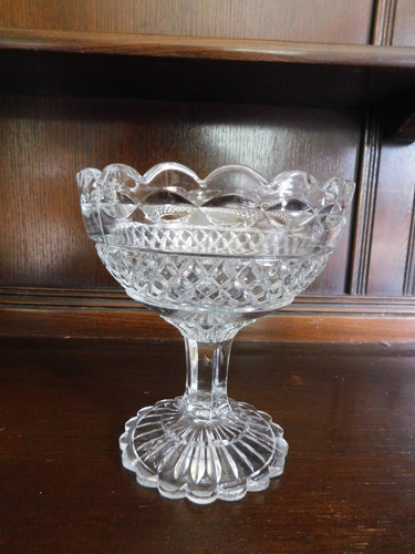 Glass bon dish - bon, with