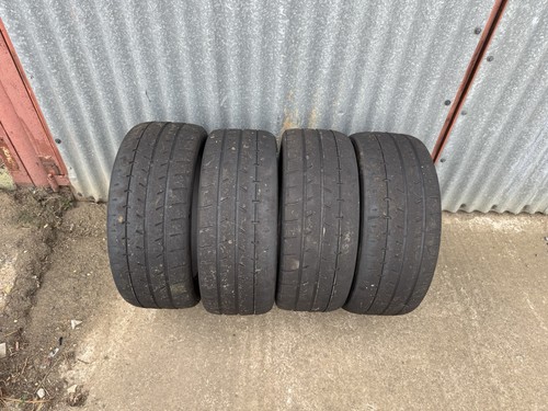 Set yokohama advan a052 - 4,