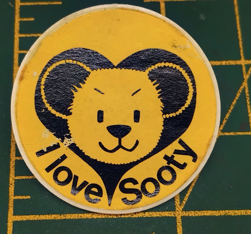 Vintage love sooty - vintage,