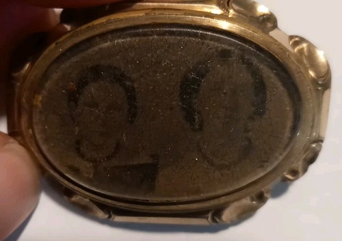Vintage keepsake gold toned - keepsake,