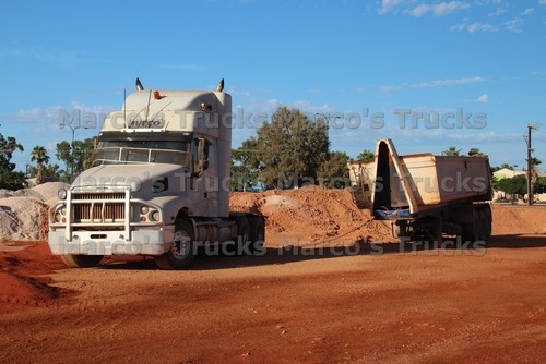 Truck photo iveco - photo, tipping