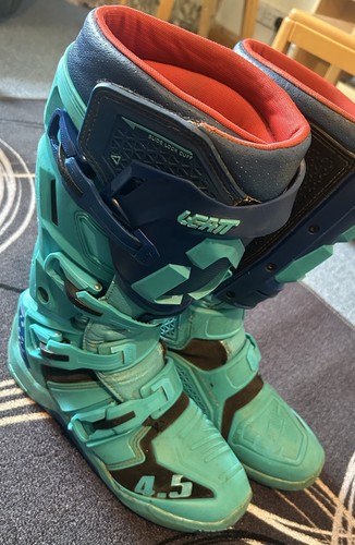 Leatt enduro boots - 4.5,