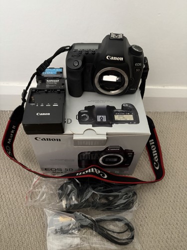 Canon eos mark digital - 5d,