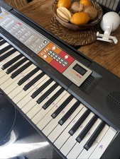 Yamaha PSR-F50 61-Key