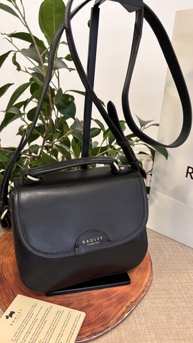 Radley london handbag - london,