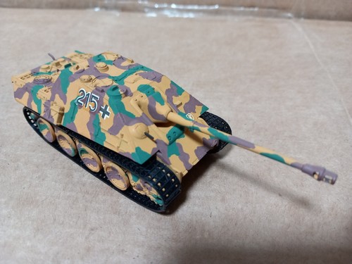Jagdpanther model tank - (d),
