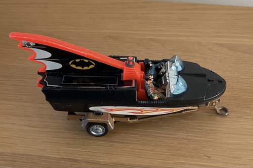 Corgi 107 batboat trailer - 107, &