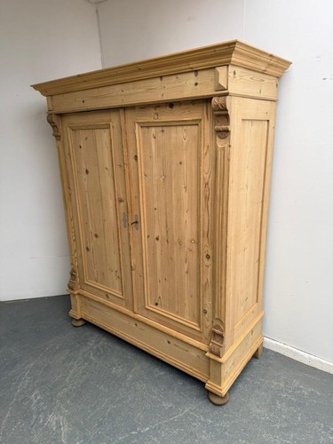 Stunning large victorian - large,