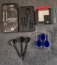 Harrows Darts Set - Supergrip Black Edition (30g) + Target K Flex (No. 2)