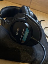 Sony MDR-7506 Headphones