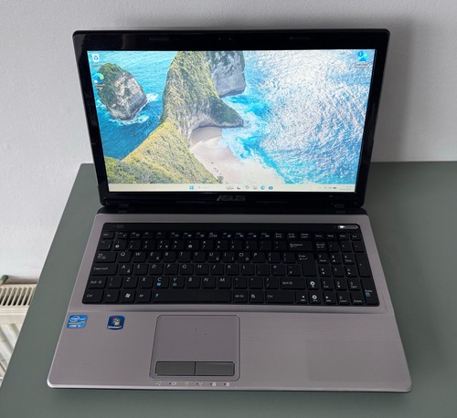 Asus vivobook k53e - 15.6",